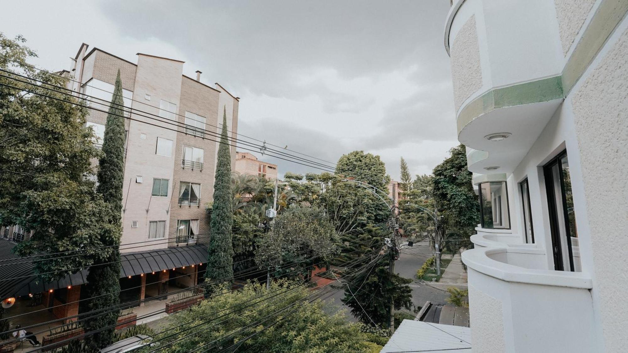Hotel Balcones Del Estadio Medellín Dış mekan fotoğraf