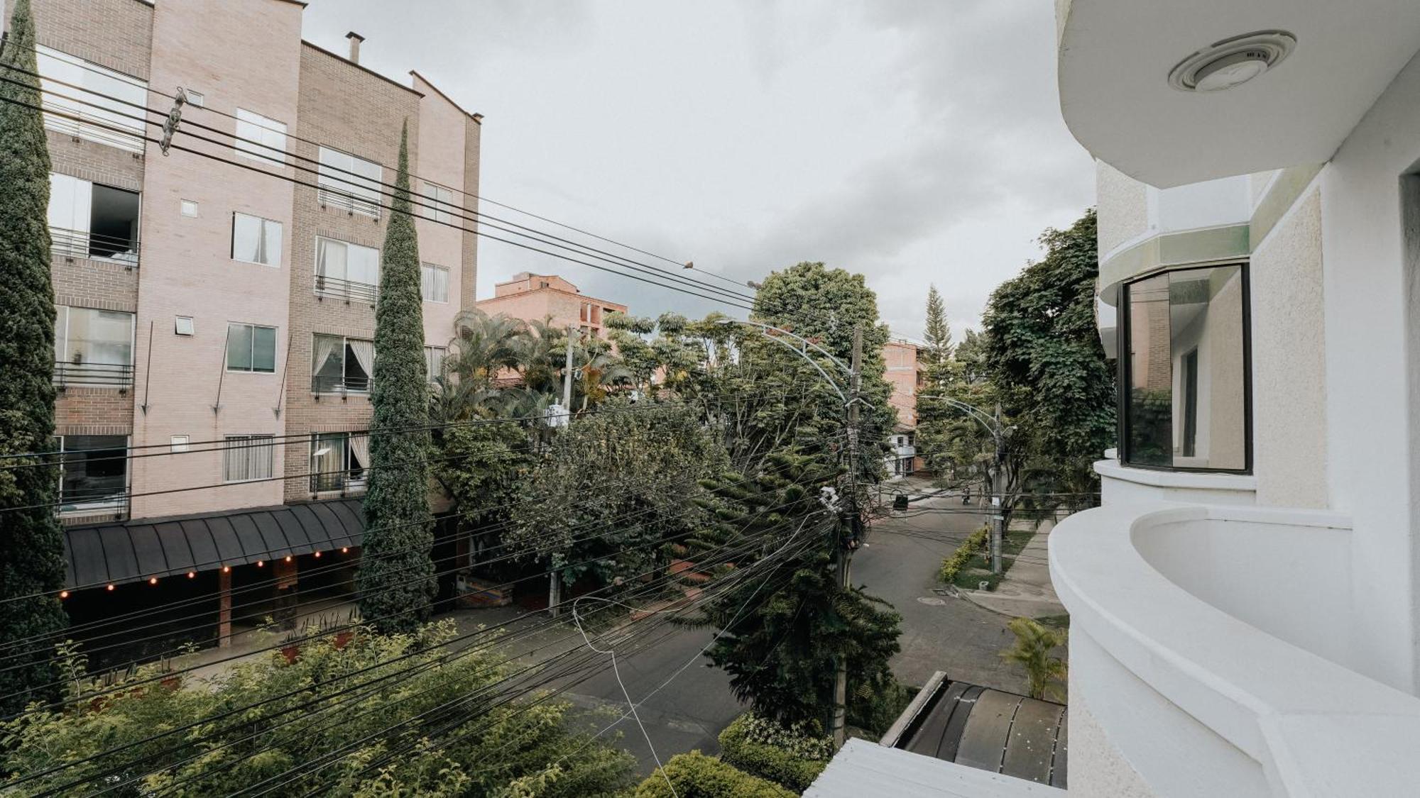 Hotel Balcones Del Estadio Medellín Dış mekan fotoğraf