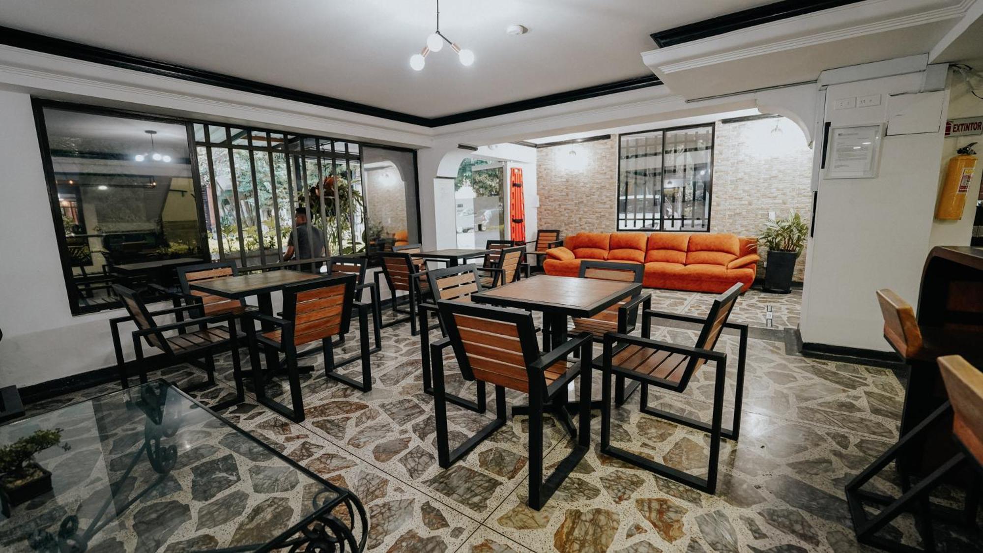 Hotel Balcones Del Estadio Medellín Dış mekan fotoğraf