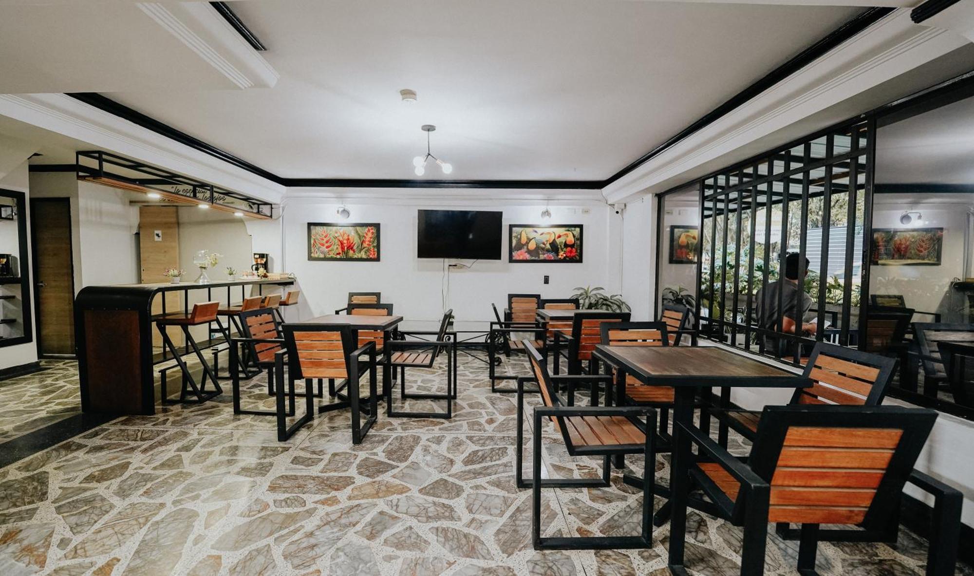 Hotel Balcones Del Estadio Medellín Dış mekan fotoğraf