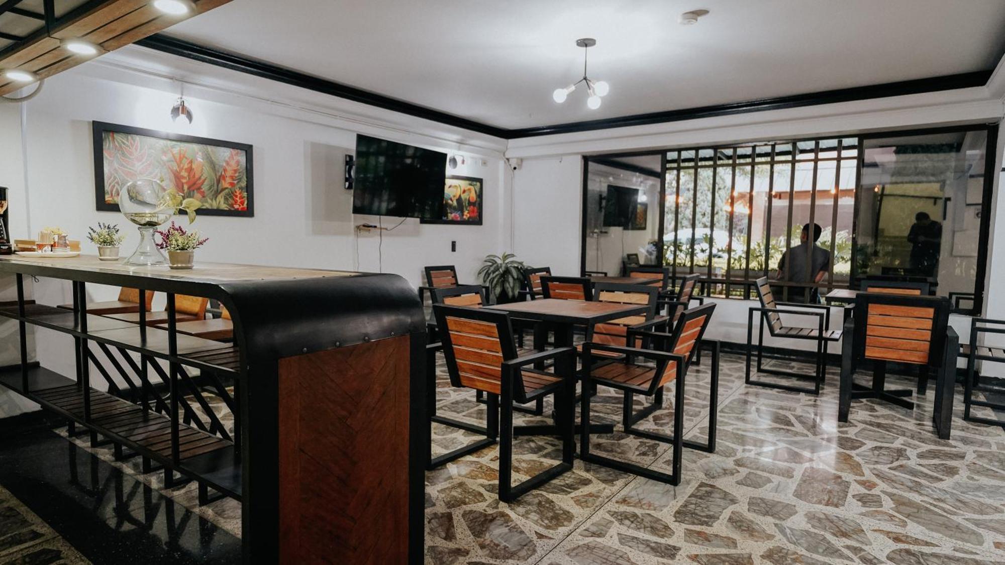 Hotel Balcones Del Estadio Medellín Dış mekan fotoğraf