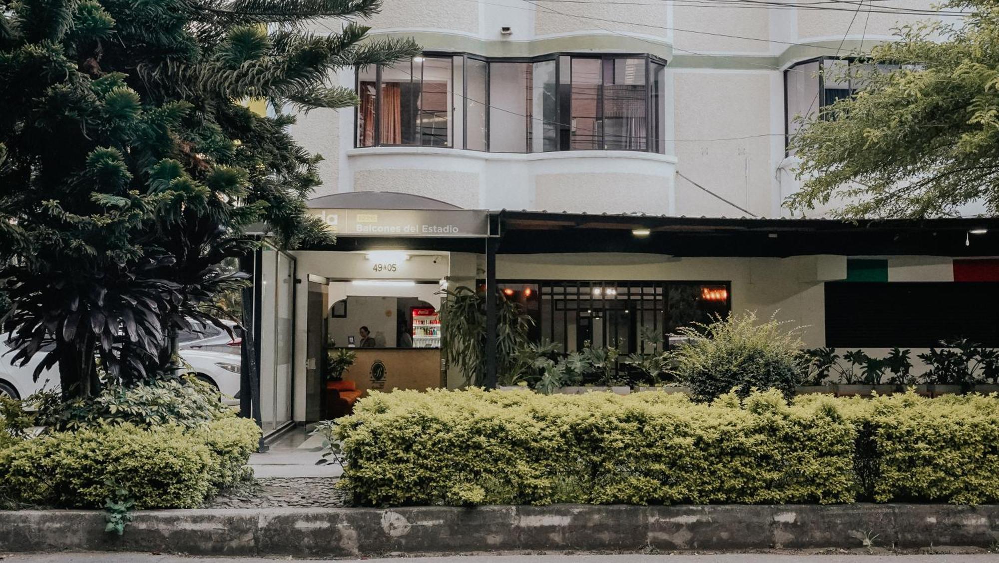 Hotel Balcones Del Estadio Medellín Dış mekan fotoğraf