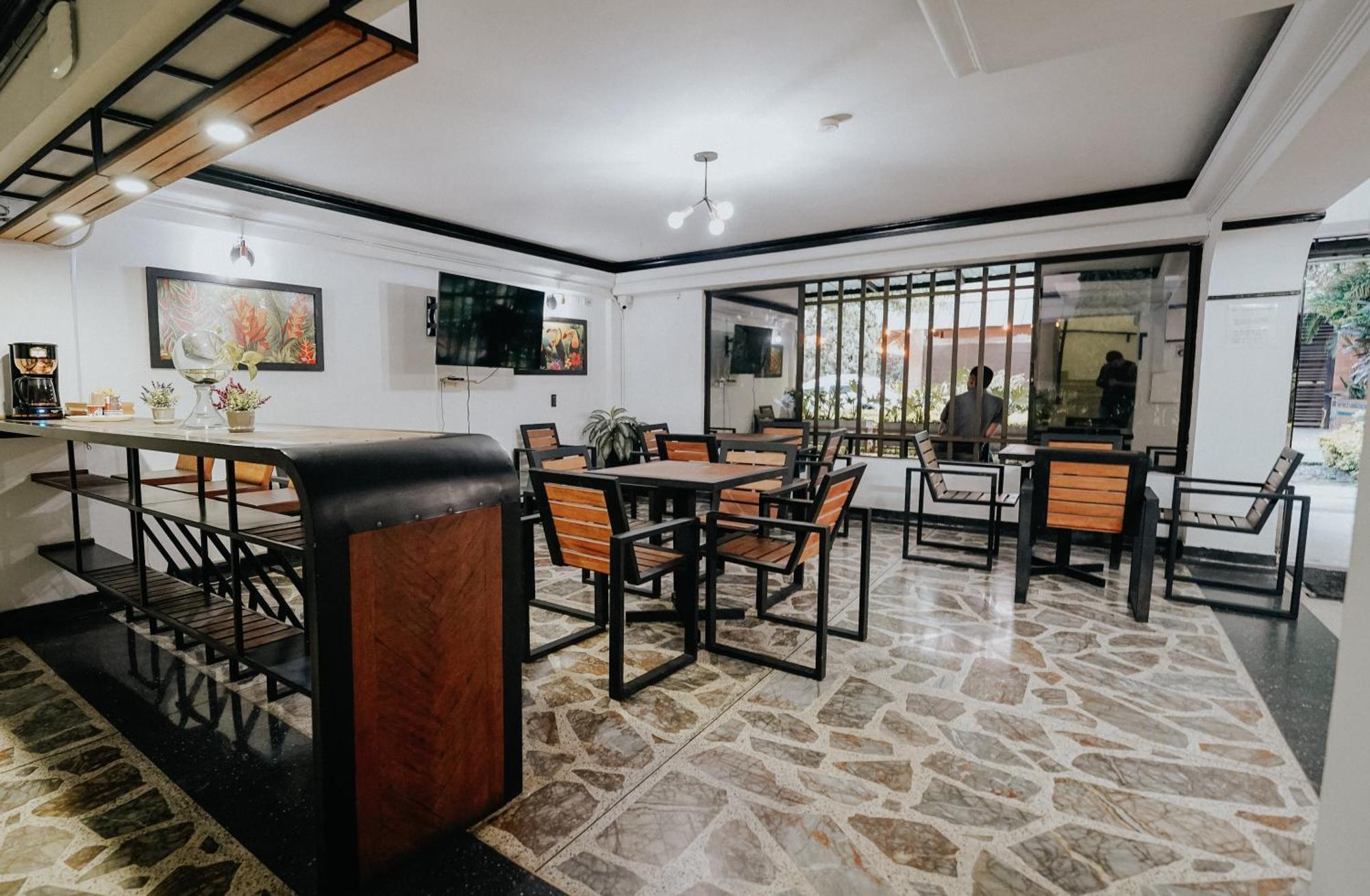 Hotel Balcones Del Estadio Medellín Dış mekan fotoğraf